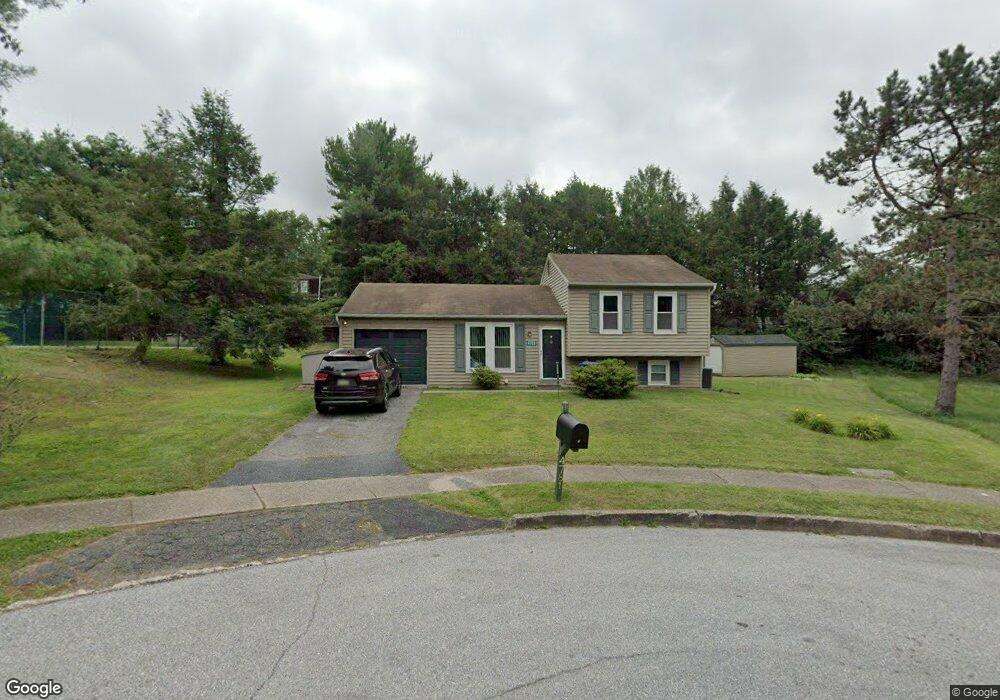 4781 Sweetbrier Dr, Harrisburg, PA 17111 - photo 1