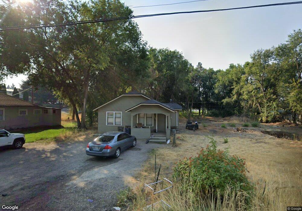 1568 3rd St NE, East Wenatchee, WA 98802 - photo 1