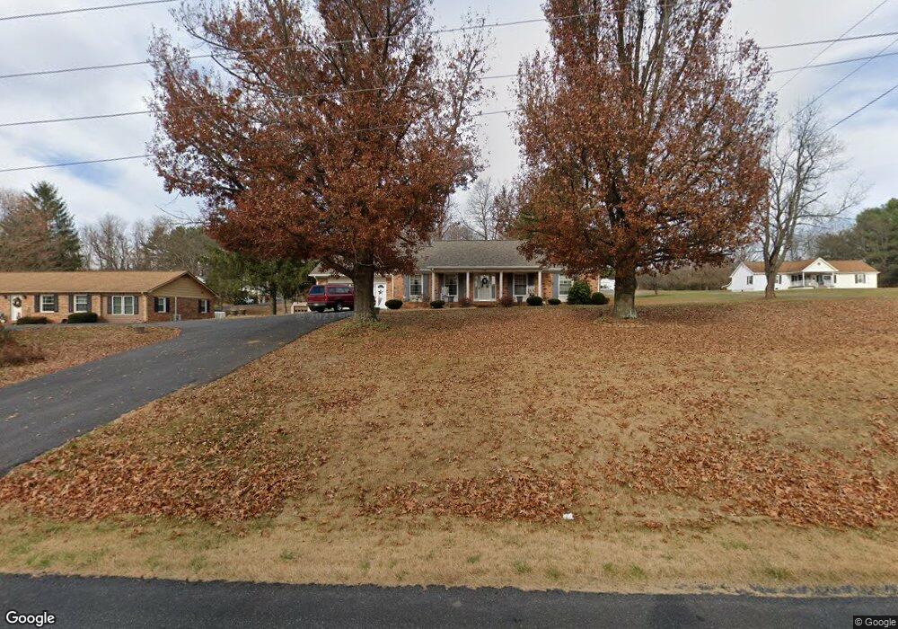 118 Berry Farm Rd, Staunton, VA 24401 - photo 1