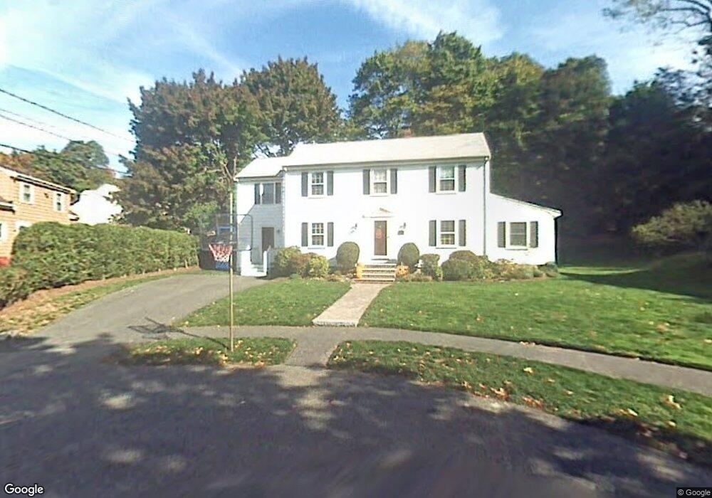 10 Worth Cir, Newton, MA 02458 - photo 1