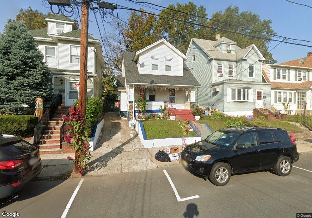 299 Elm St, Kearny, NJ 07032 - photo 1