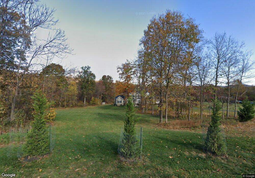 35408 Greyfriar Dr, Round Hill, VA 20141 - photo 1