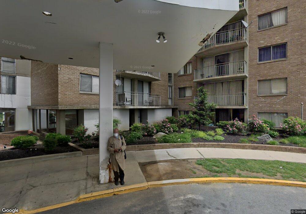 Presidential Towers unit 425, Adelphi, MD 20783 - photo 1