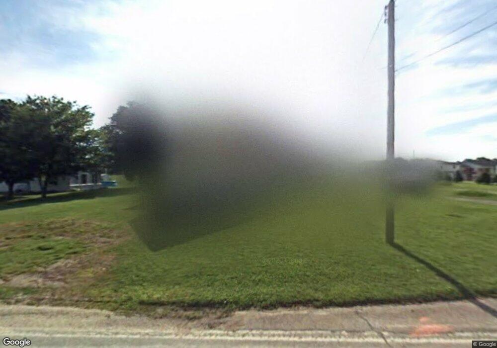 511 S Franklin St, Mentone, IN 46539 - photo 1