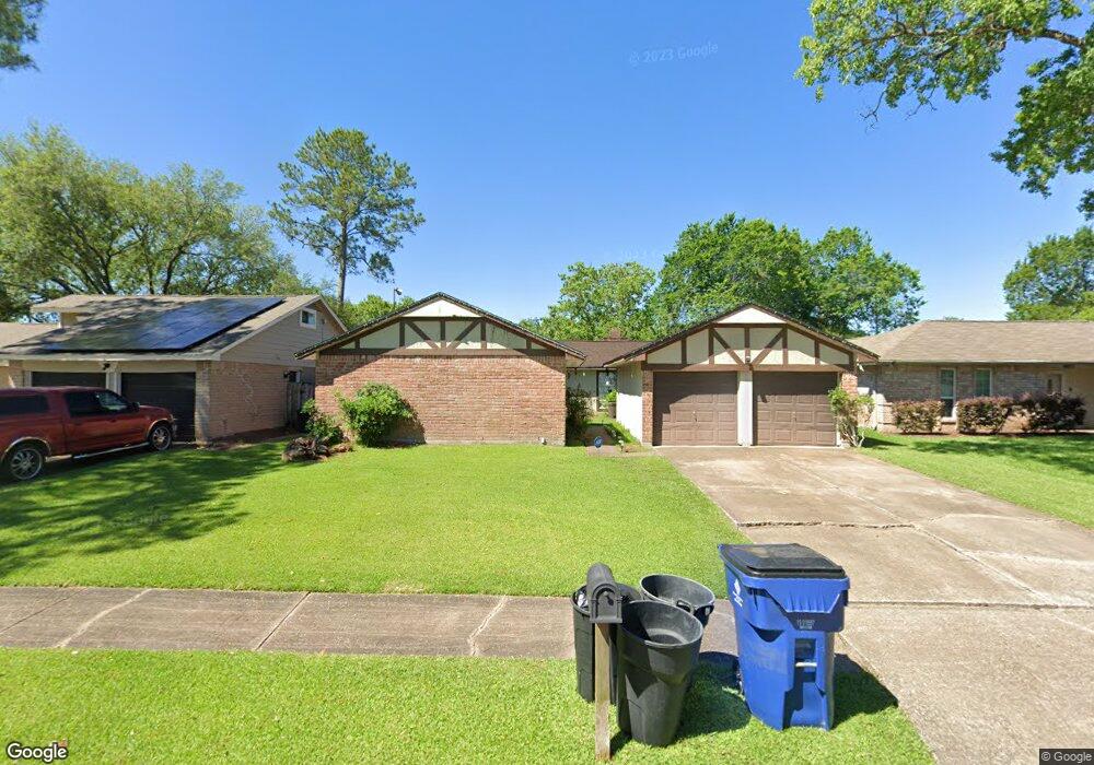 16410 Forest Bend Ave, Friendswood, TX 77546 - photo 1