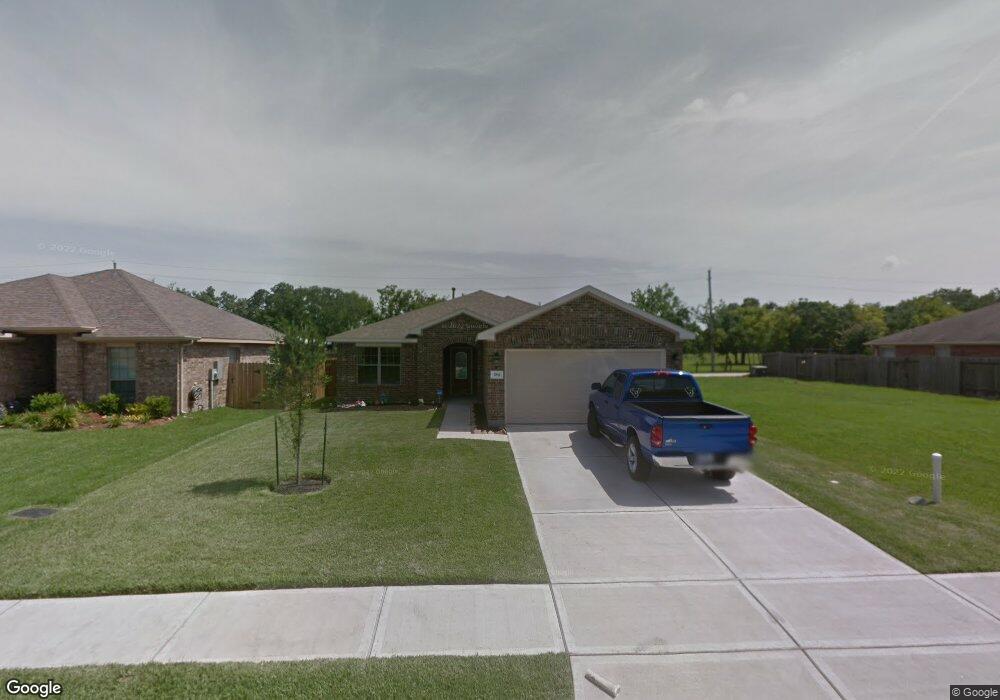 384 Henry St, Alvin, TX 77511 - photo 1
