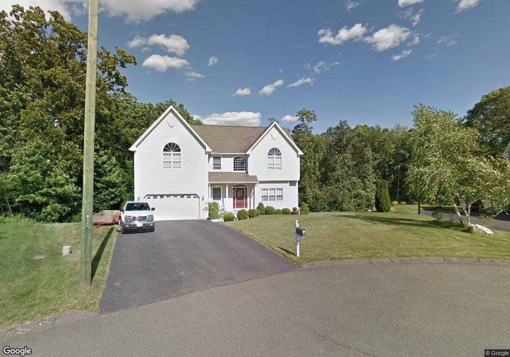 113 Rockledge Dr, Newington, CT 06111 - photo 1