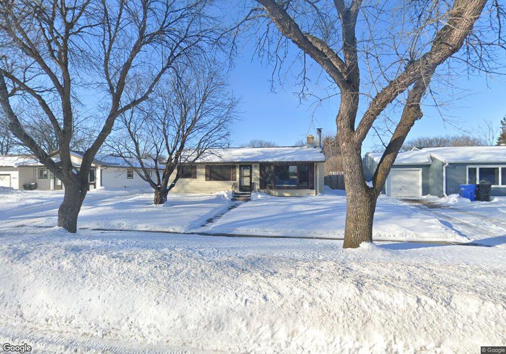 1901 14th St S, Fargo, ND 58103 - photo 1