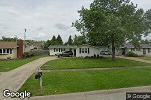 320 E Benton St, Oswego, IL 60543
