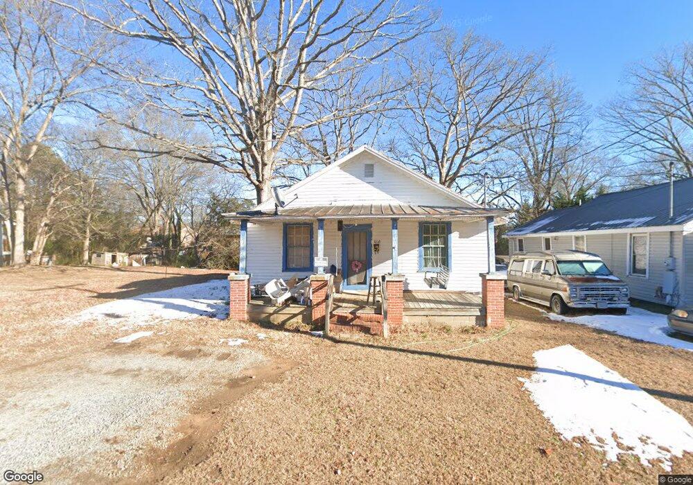 1016 Burton St, Roanoke Rapids, NC 27870 - photo 1
