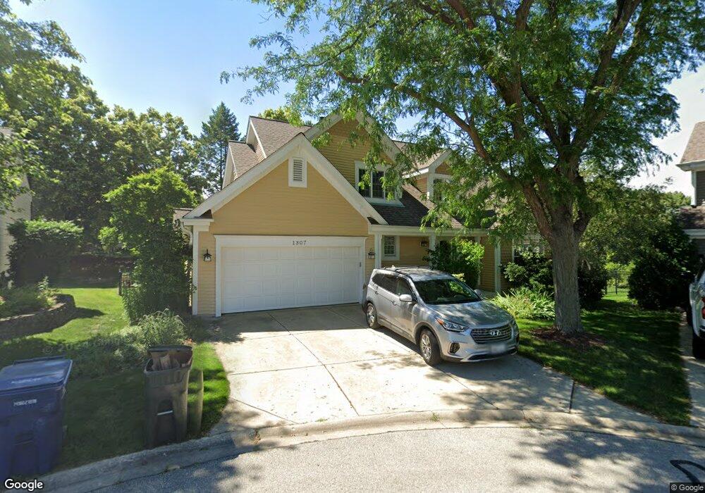 1307 Strawbridge Ct, Naperville, IL 60565 - photo 1