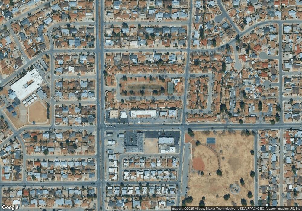 10622 Park View Cir, El Paso, TX 79935 - photo 1