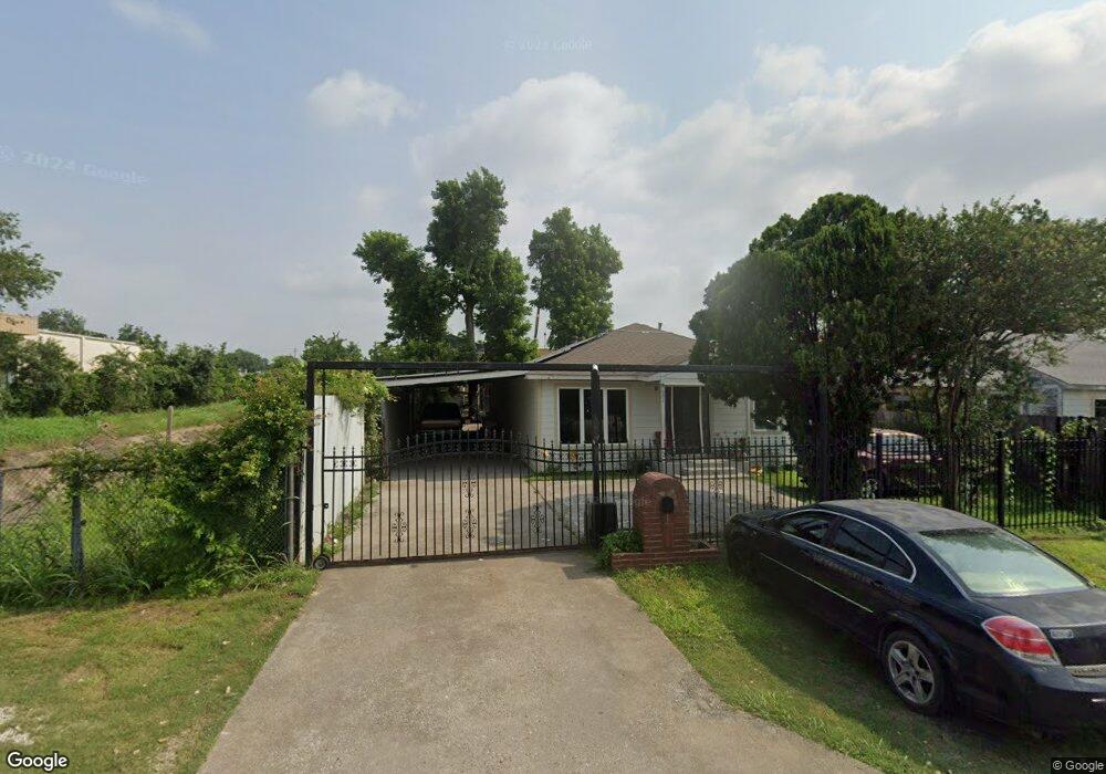 901 E Rogers St, Houston, TX 77022 - photo 1