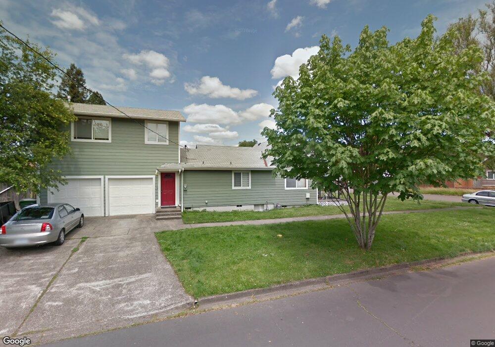 521 S Willamette St, Newberg, OR 97132 - photo 1