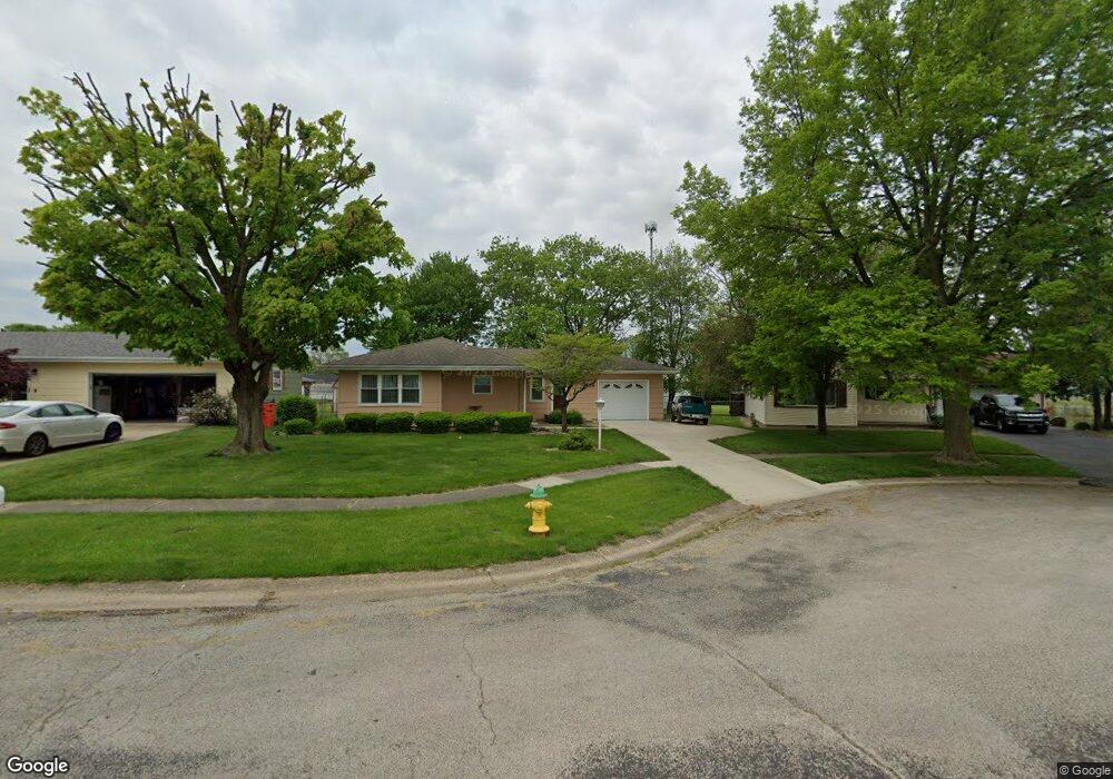 1109 N 32nd St, Mattoon, IL 61938 - photo 1