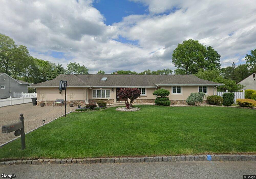 18 Glenroy Rd, Fairfield, NJ 07004 - photo 1