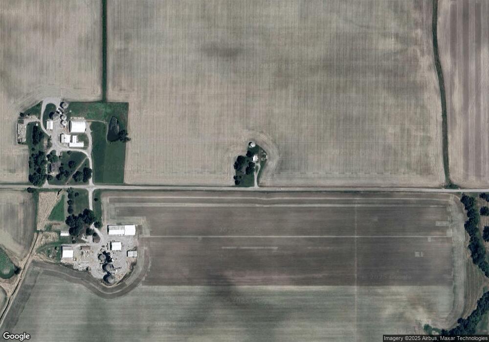 9638 E 1800th Ave, Shumway, IL 62461 - photo 1