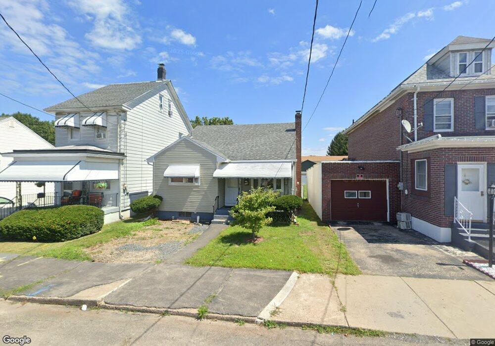 821 Grant St, Hazleton, PA 18201 - photo 1