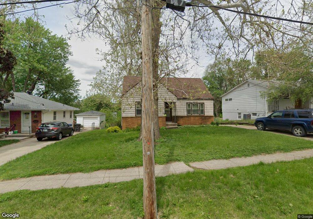 5819 Snyder Ave, Des Moines, IA 50322 - photo 1
