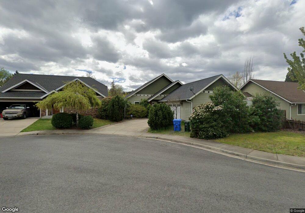 207 SE Yorktown Rd, Grants Pass, OR 97527 - photo 1