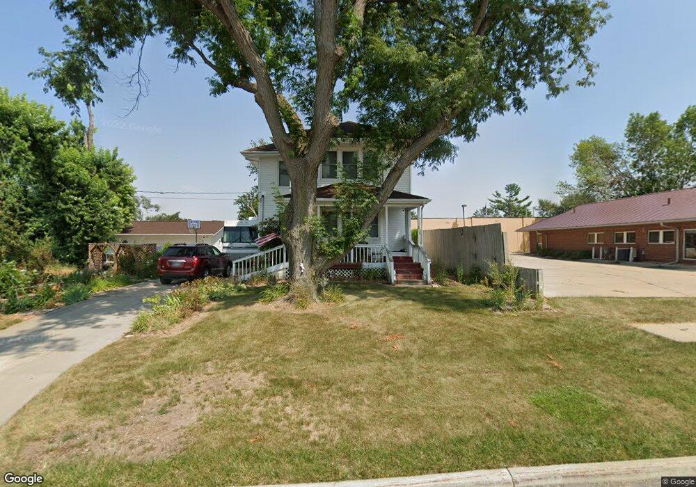 313 24th St NW, Cedar Rapids, IA 52405 - photo 1