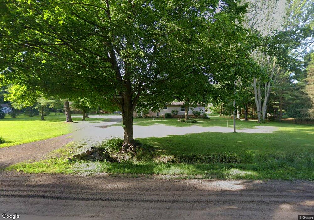 9418 Hubbard Rd, Davison, MI 48423 - photo 1