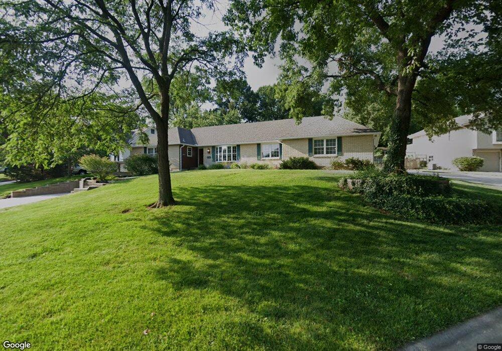 10109 W 65th Dr, Shawnee, KS 66203 - photo 1