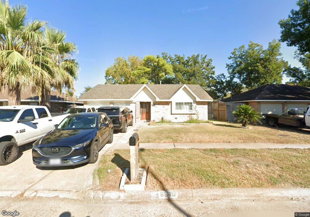 8610 Twisting Vine Ln, Houston, TX 77040 - photo 1