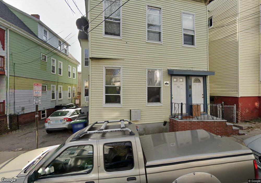42 Sewall St unit 1, Somerville, MA 02145 - photo 1