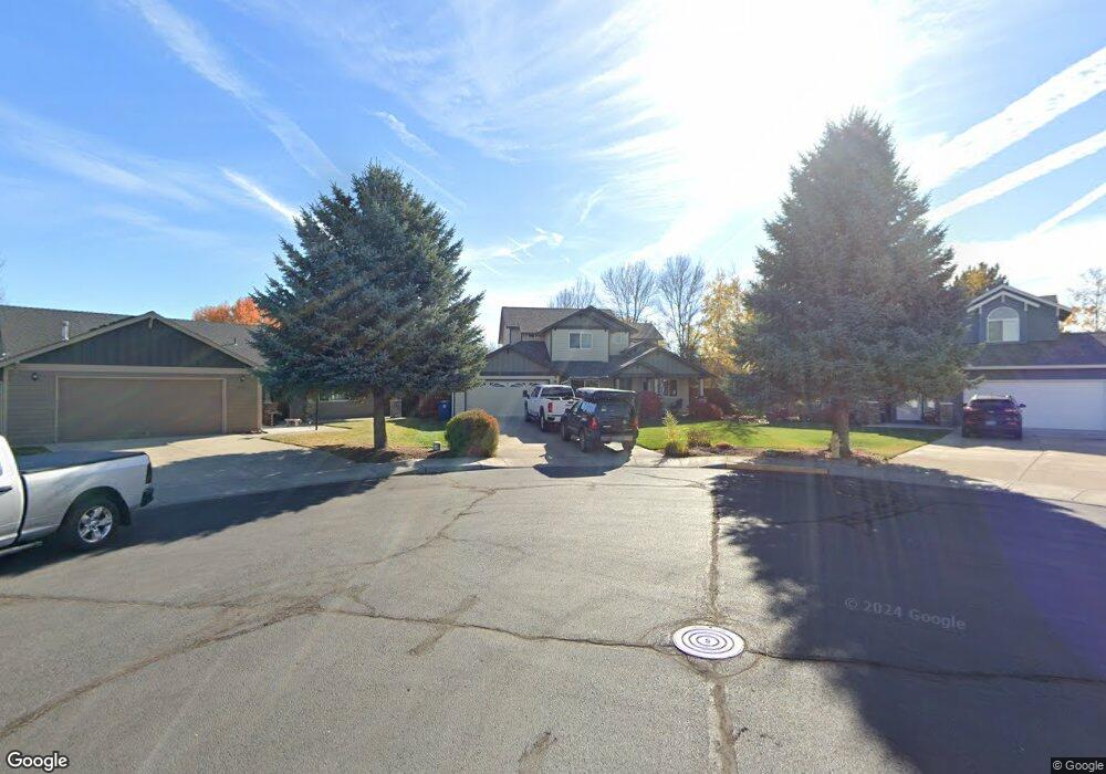 2048 NW 21st Ct, Redmond, OR 97756 - photo 1