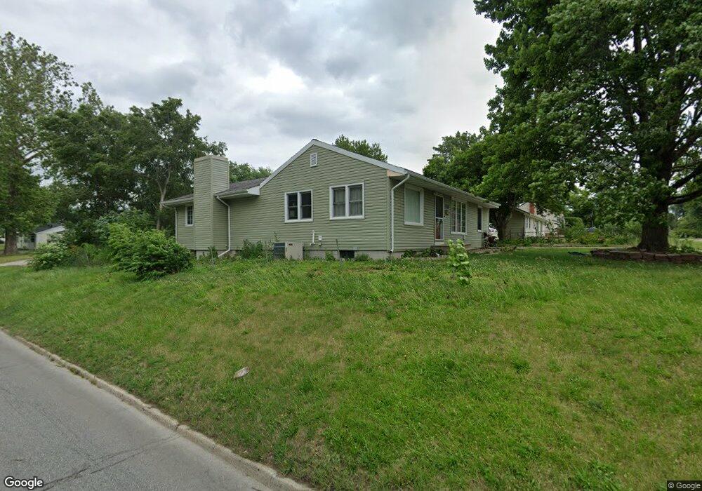 502 E Thornton Ave, Des Moines, IA 50315 - photo 1