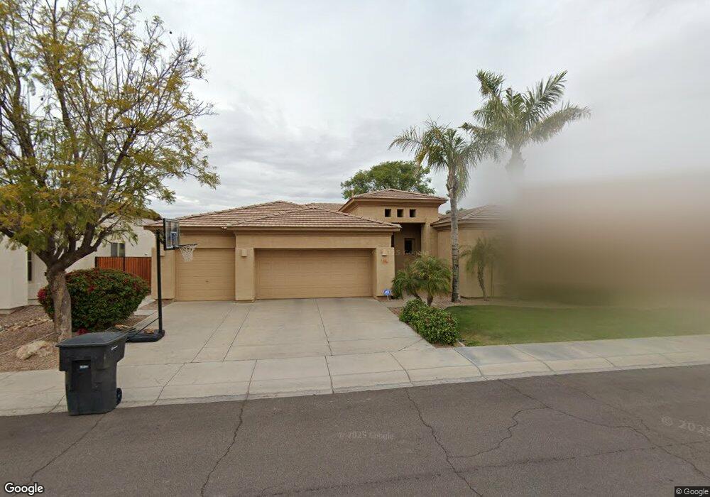 322 W Carob Dr, Chandler, AZ 85248 - photo 1