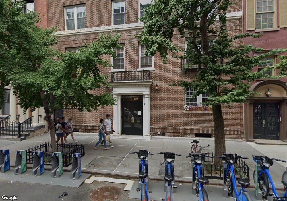 79 Washington Place unit 8R, New York, NY 10011 - photo 1