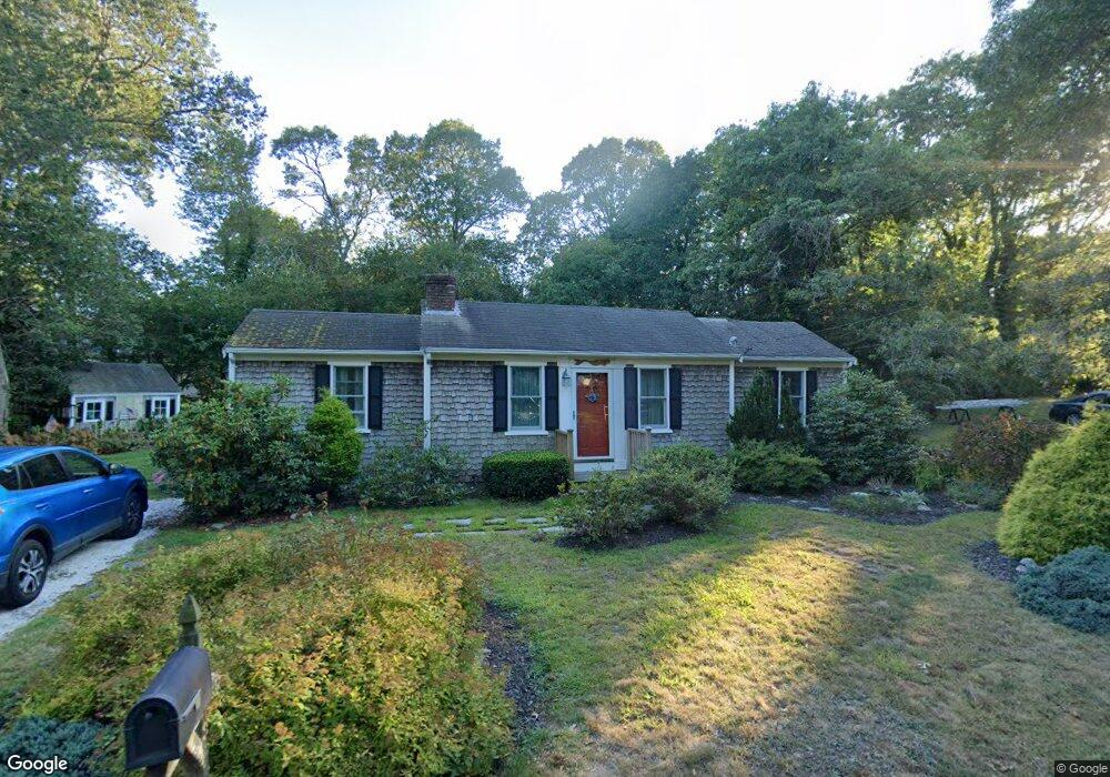 25 Edgewood Rd, Hyannis, MA 02601 - photo 1