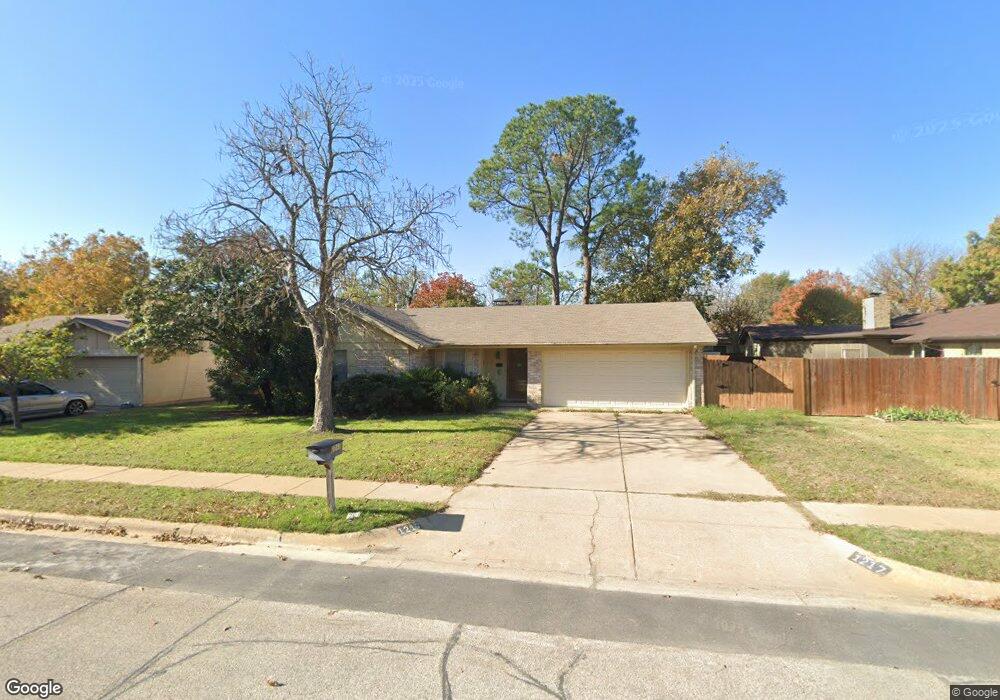 1217 Winchester Way, Bedford, TX 76022 - photo 1