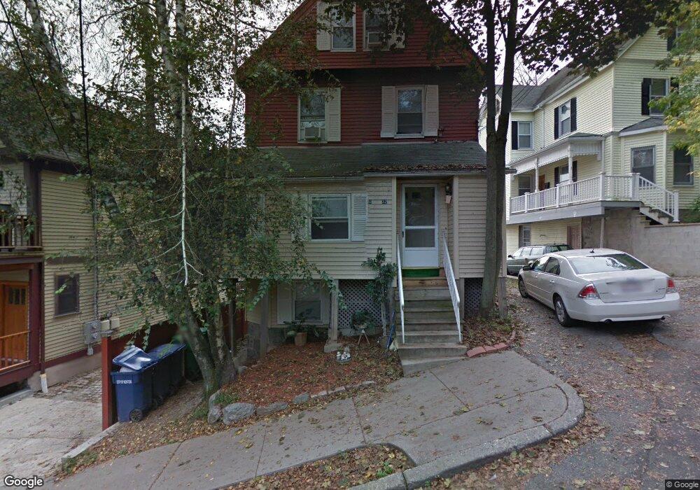 32 Oakland St unit 2, Newton, MA 02458 - photo 1