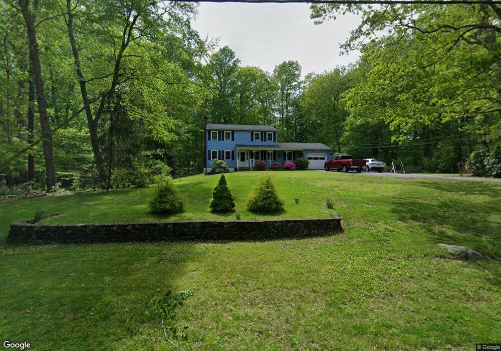 30 Bobwhite Trail, Gales Ferry, CT 06335 - photo 1