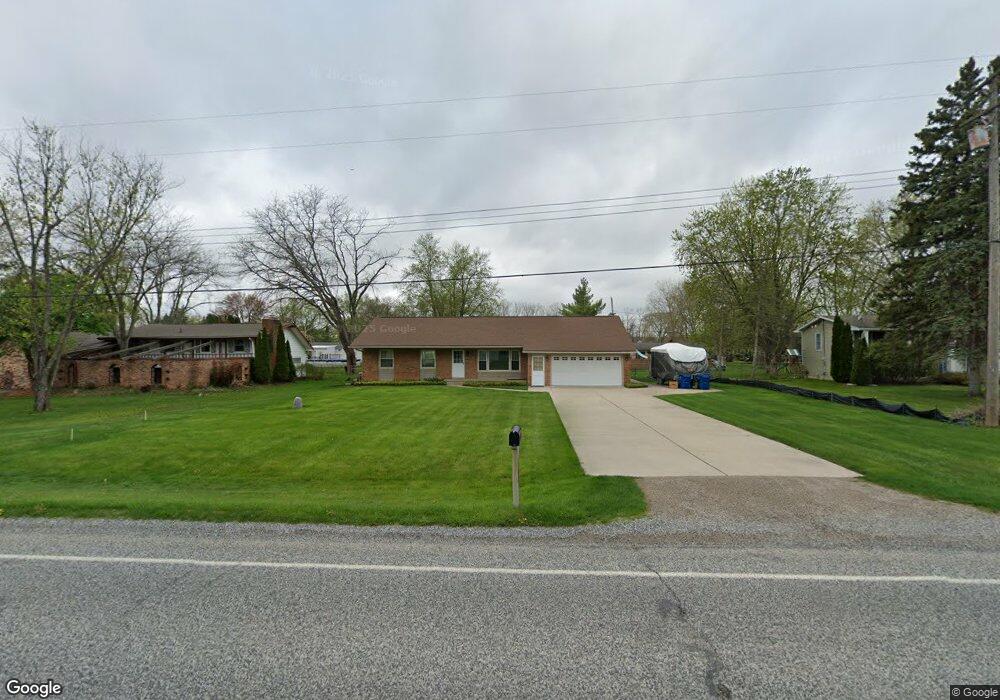 10404 Linden Rd, Grand Blanc, MI 48439 - photo 1