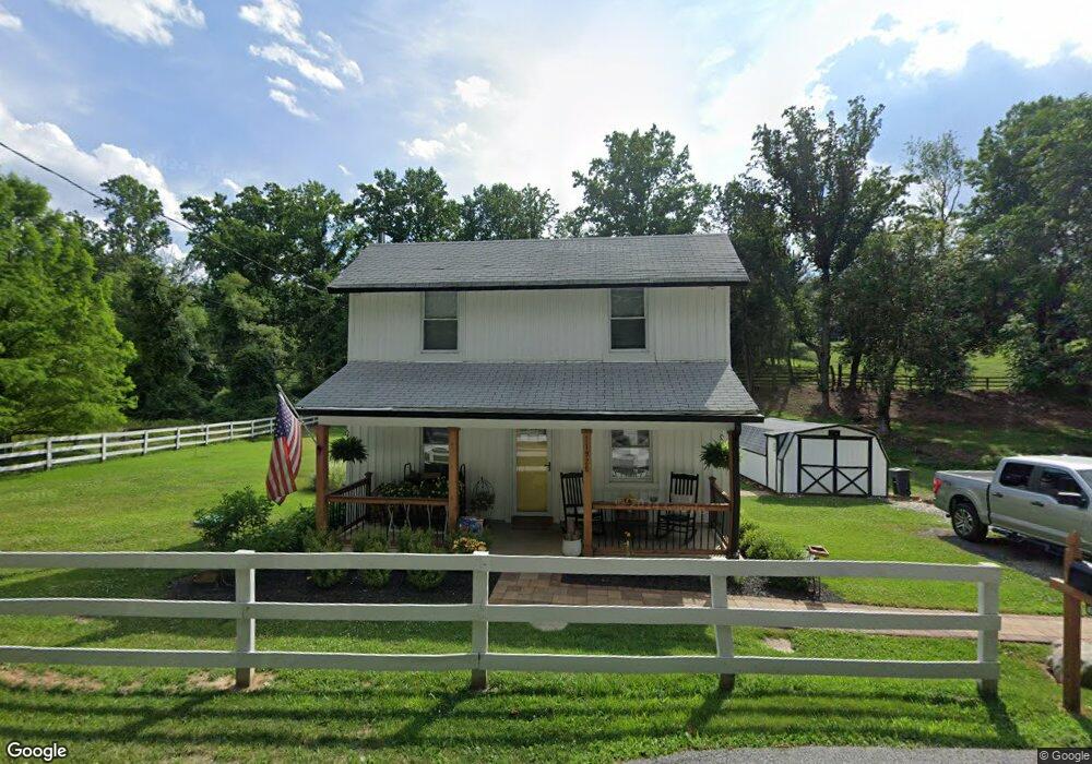 11926 Falls Rd, Cockeysville, MD 21030 - photo 1