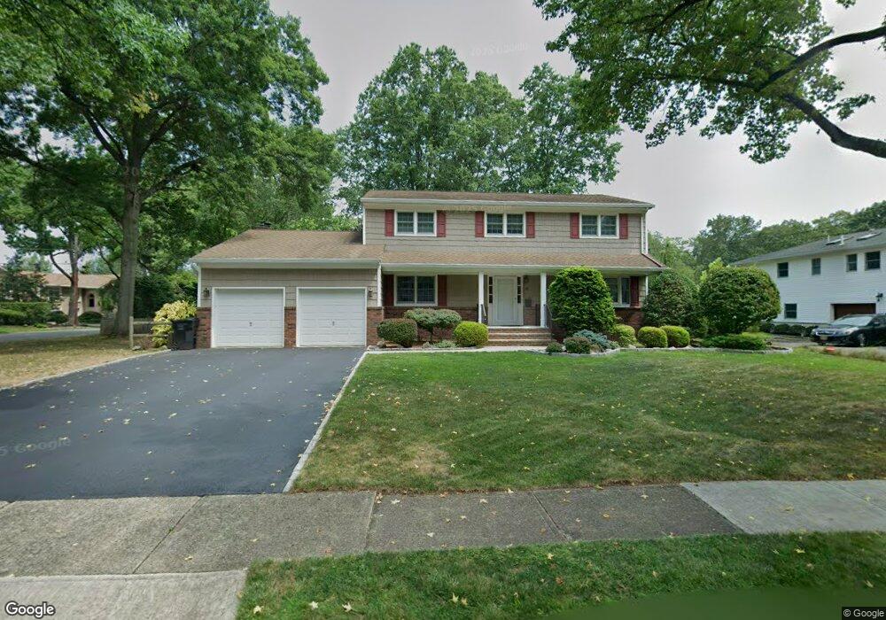 51 Clauss Ave, Paramus, NJ 07652 - photo 1