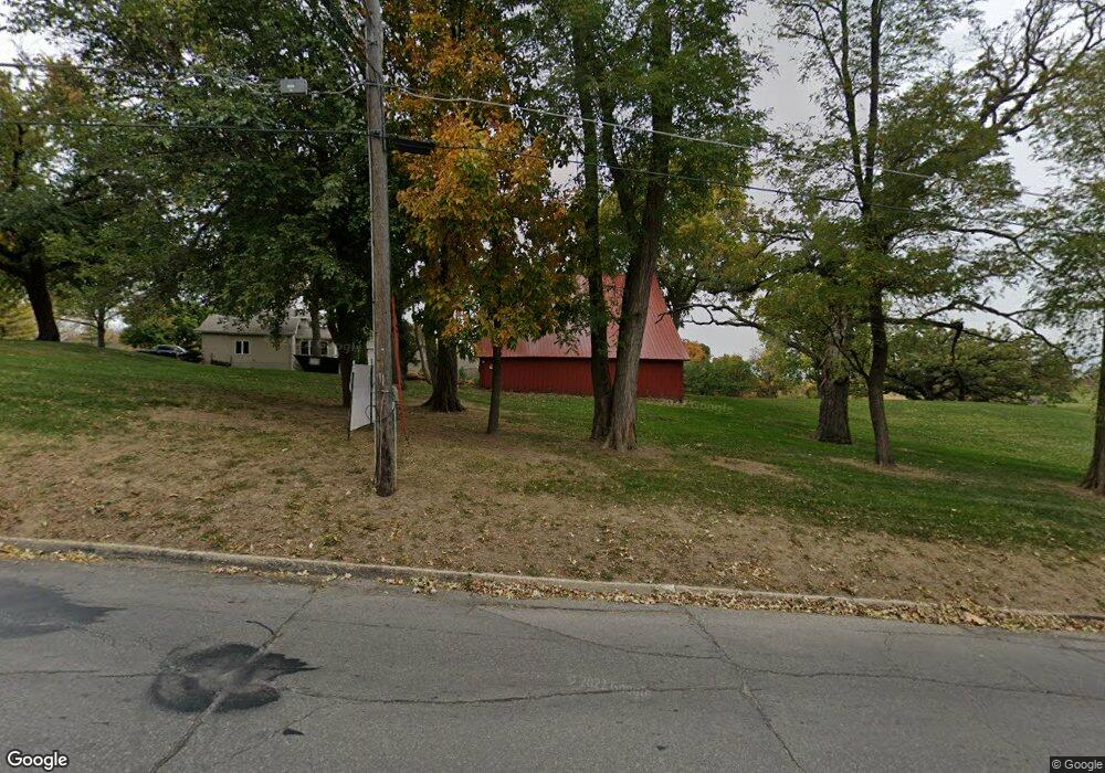 1103 S 12th Ave W, Newton, IA 50208 - photo 1