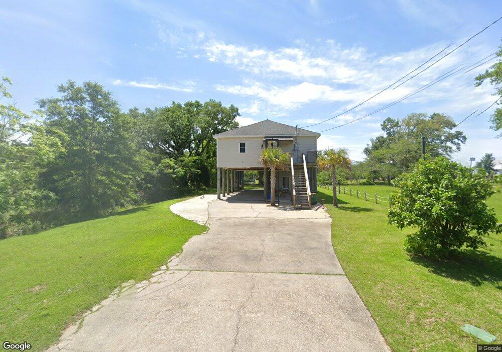 136 Mimosa St, Pass Christian, MS 39571 - photo 1