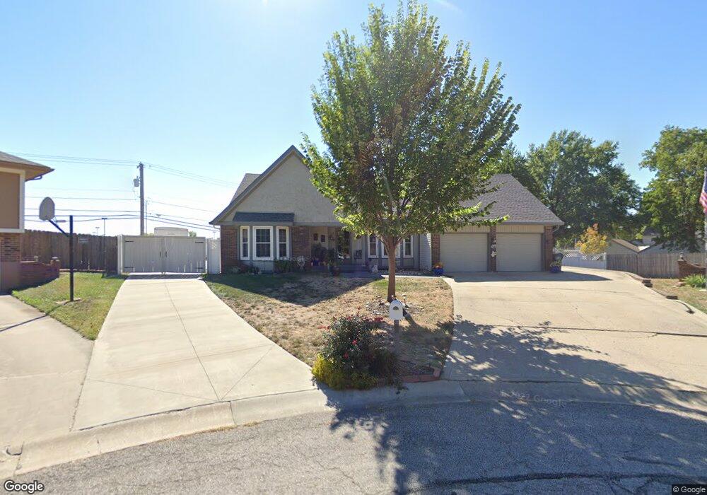 6636 Parkhill St, Shawnee, KS 66216 - photo 1