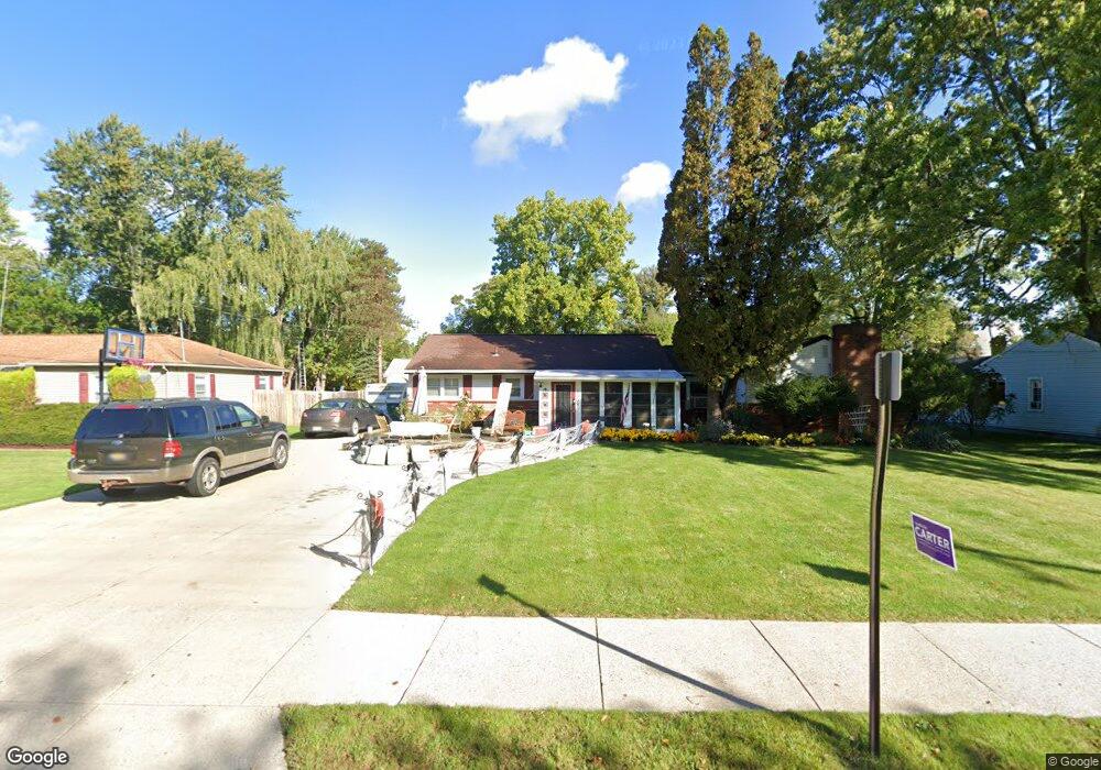 1308 Reo Rd, Lansing, MI 48910 - photo 1