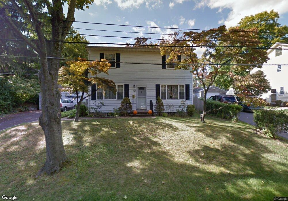 9 Michaels Ln, Croton On Hudson, NY 10520 - photo 1