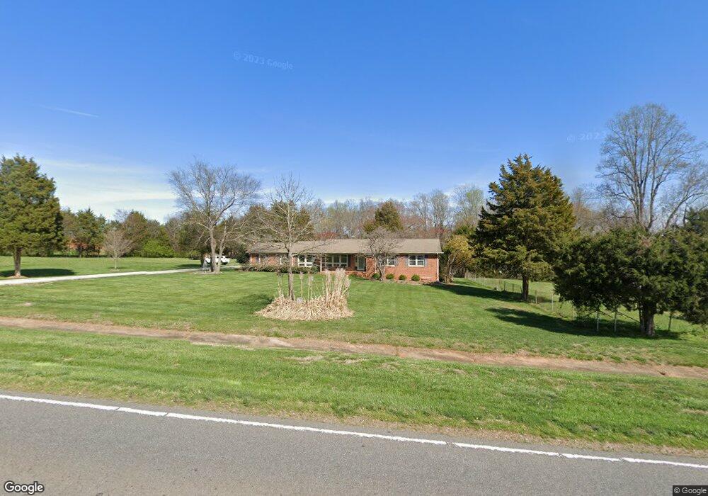 2090 Wilkesboro Hwy, Statesville, NC 28625 - photo 1