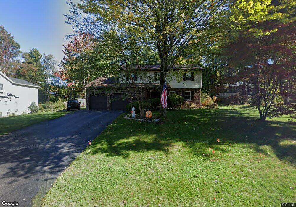 22 Wiltshire Way, Schenectady, NY 12309 - photo 1