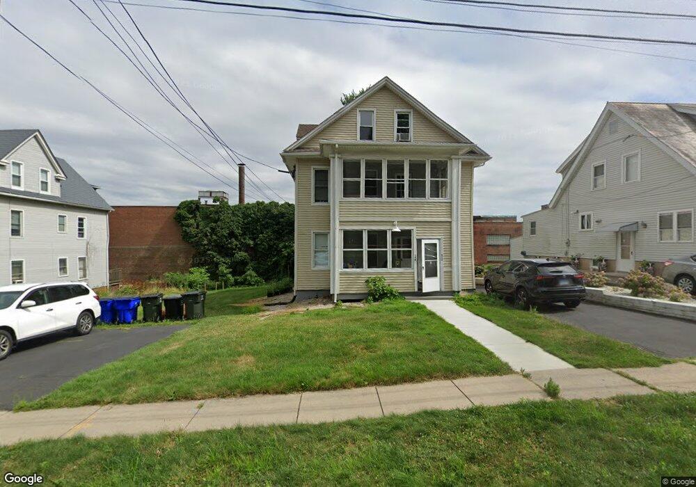 143 Washington Cir, West Hartford, CT 06119 - photo 1