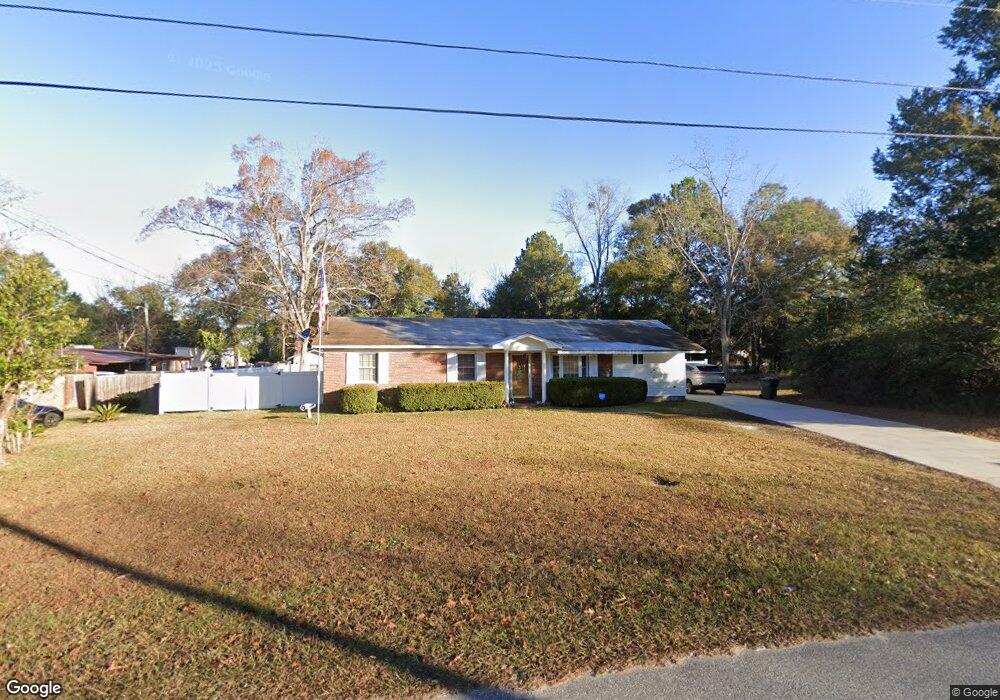 202 Edgewood Ave, Bainbridge, GA 39819 - photo 1