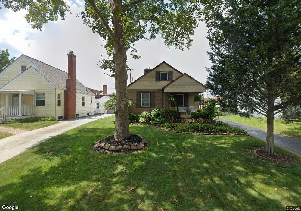 261 Demorest Rd, Columbus, OH 43204 - photo 1